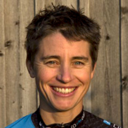 Andrea Potratz | Humanmedizinerin mit dem Schwerpunkt Sportmedizin